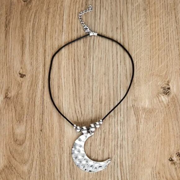 Boho Silver Moon Hammered Necklace Hippy Bohemian - Picture 3 of 6